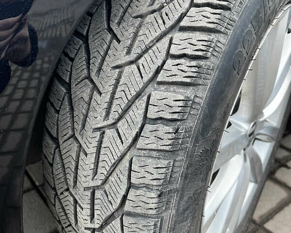 Черный Фольксваген Пассат, объемом двигателя 2 л и пробегом 315 тыс. км за 11500 $, фото 26 на Automoto.ua