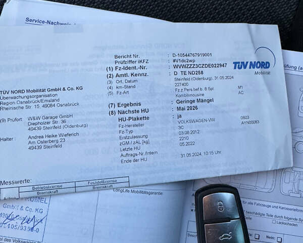 Чорний Фольксваген Пассат, об'ємом двигуна 2 л та пробігом 244 тис. км за 12750 $, фото 85 на Automoto.ua