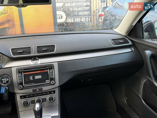 Чорний Фольксваген Пассат, об'ємом двигуна 1.6 л та пробігом 230 тис. км за 10999 $, фото 34 на Automoto.ua