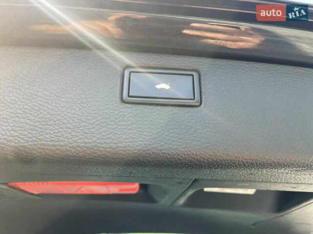 Черный Фольксваген Пассат, объемом двигателя 1.4 л и пробегом 260 тыс. км за 10900 $, фото 33 на Automoto.ua