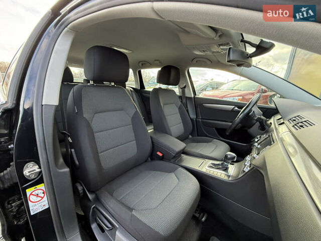 Черный Фольксваген Пассат, объемом двигателя 1.6 л и пробегом 230 тыс. км за 11500 $, фото 27 на Automoto.ua