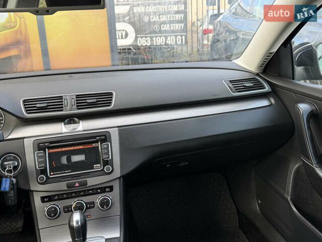 Черный Фольксваген Пассат, объемом двигателя 1.6 л и пробегом 230 тыс. км за 11500 $, фото 34 на Automoto.ua