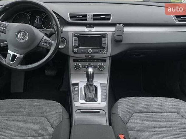 Чорний Фольксваген Пассат, об'ємом двигуна 2 л та пробігом 217 тис. км за 14000 $, фото 12 на Automoto.ua