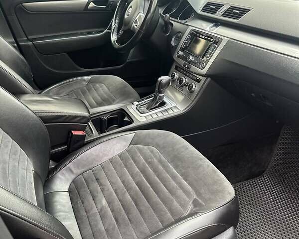 Чорний Фольксваген Пассат, об'ємом двигуна 1.97 л та пробігом 230 тис. км за 10700 $, фото 12 на Automoto.ua