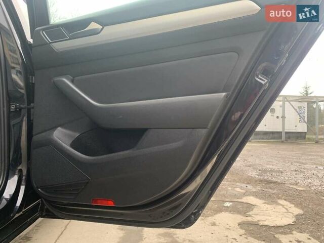 Чорний Фольксваген Пассат, об'ємом двигуна 2 л та пробігом 175 тис. км за 14950 $, фото 33 на Automoto.ua