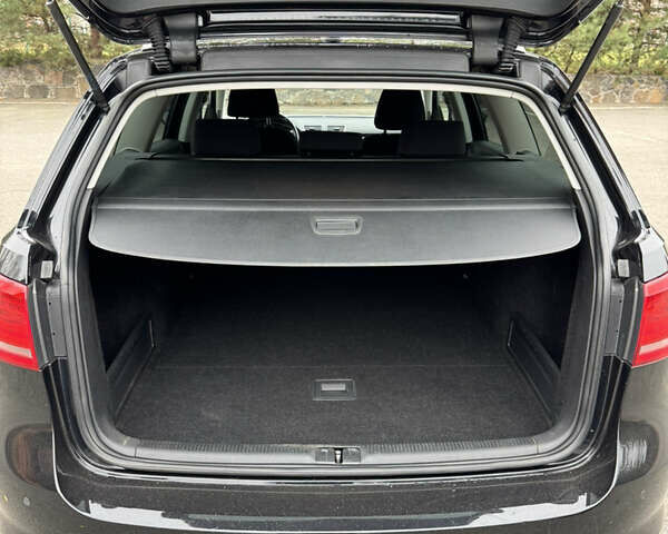 Черный Фольксваген Пассат, объемом двигателя 2 л и пробегом 202 тыс. км за 11800 $, фото 12 на Automoto.ua