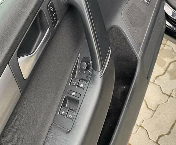 Чорний Фольксваген Пассат, об'ємом двигуна 2 л та пробігом 217 тис. км за 14000 $, фото 16 на Automoto.ua