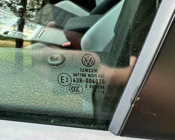 Черный Фольксваген Пассат, объемом двигателя 2 л и пробегом 235 тыс. км за 12300 $, фото 24 на Automoto.ua