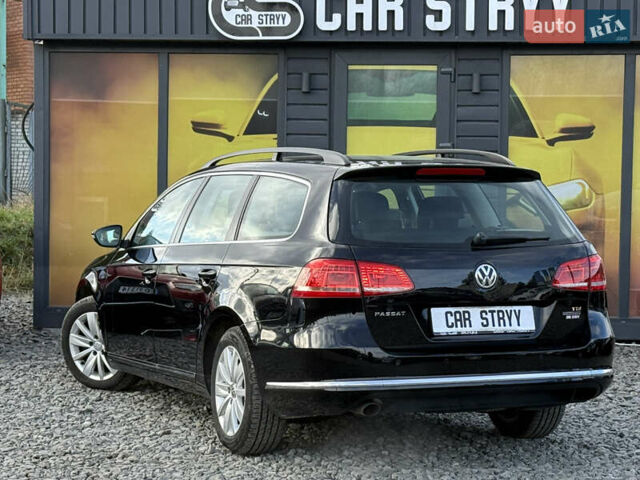 Черный Фольксваген Пассат, объемом двигателя 1.6 л и пробегом 230 тыс. км за 11500 $, фото 16 на Automoto.ua