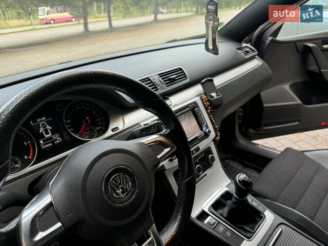 Черный Фольксваген Пассат, объемом двигателя 2 л и пробегом 235 тыс. км за 12300 $, фото 33 на Automoto.ua