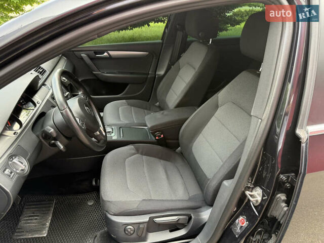 Черный Фольксваген Пассат, объемом двигателя 2 л и пробегом 365 тыс. км за 11300 $, фото 17 на Automoto.ua