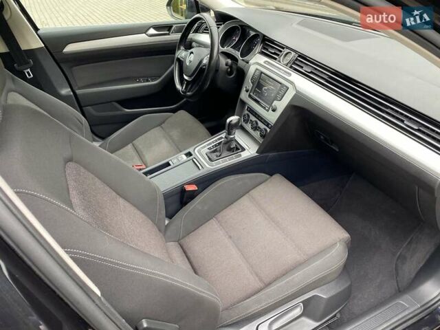 Черный Фольксваген Пассат, объемом двигателя 2 л и пробегом 270 тыс. км за 14600 $, фото 33 на Automoto.ua