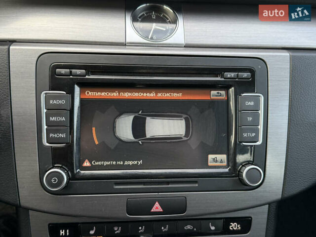 Черный Фольксваген Пассат, объемом двигателя 1.6 л и пробегом 230 тыс. км за 11500 $, фото 48 на Automoto.ua