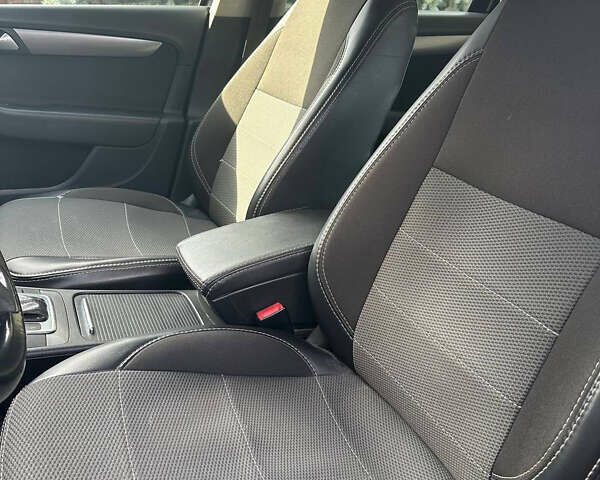 Черный Фольксваген Пассат, объемом двигателя 1.97 л и пробегом 245 тыс. км за 11500 $, фото 7 на Automoto.ua