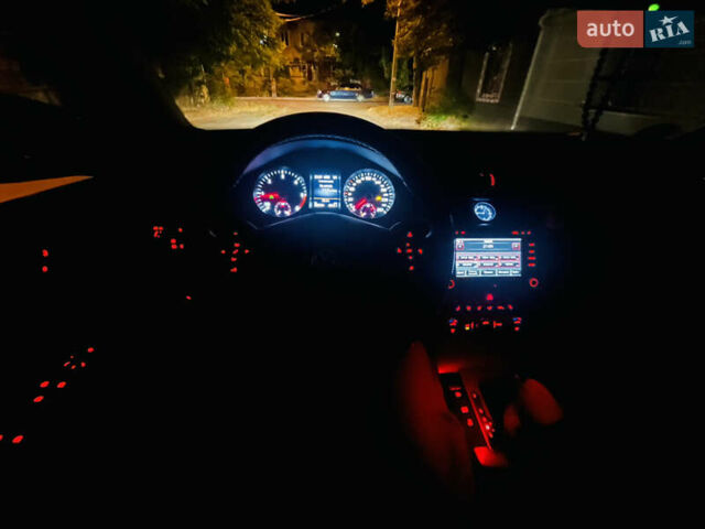Чорний Фольксваген Пассат, об'ємом двигуна 2 л та пробігом 280 тис. км за 12700 $, фото 28 на Automoto.ua