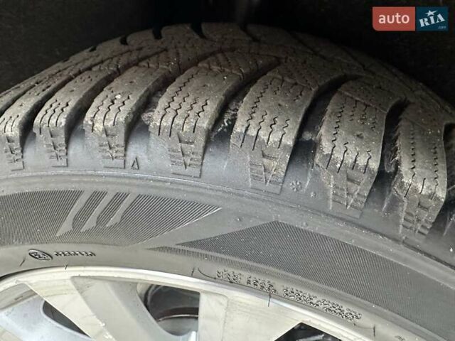 Чорний Фольксваген Пассат, об'ємом двигуна 1.97 л та пробігом 268 тис. км за 9999 $, фото 70 на Automoto.ua