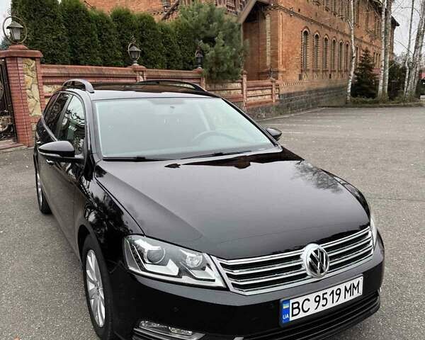 Чорний Фольксваген Пассат, об'ємом двигуна 2 л та пробігом 202 тис. км за 11800 $, фото 1 на Automoto.ua
