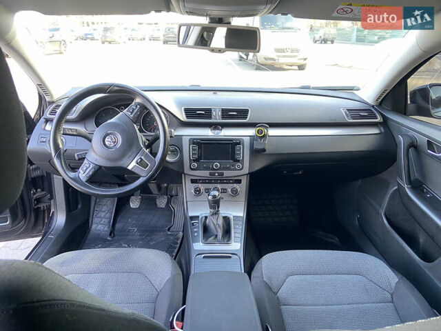 Чорний Фольксваген Пассат, об'ємом двигуна 1.97 л та пробігом 200 тис. км за 12300 $, фото 10 на Automoto.ua