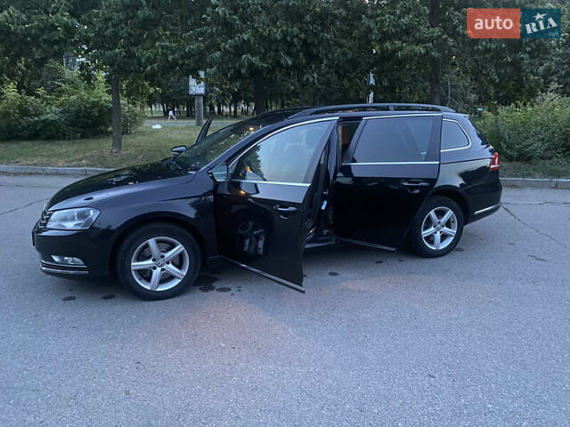 Черный Фольксваген Пассат, объемом двигателя 1.97 л и пробегом 300 тыс. км за 10700 $, фото 11 на Automoto.ua