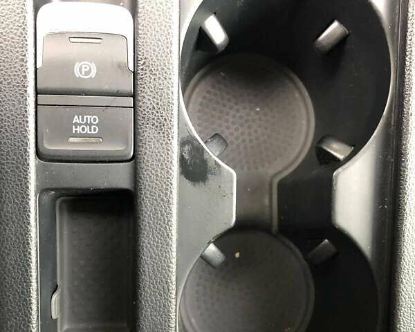 Черный Фольксваген Пассат, объемом двигателя 1.6 л и пробегом 235 тыс. км за 14800 $, фото 16 на Automoto.ua