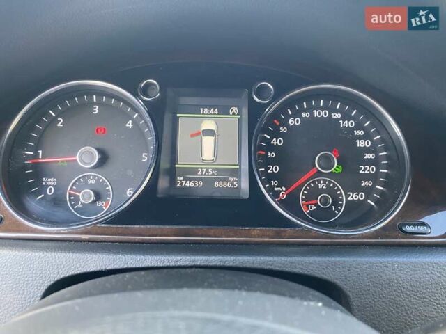 Черный Фольксваген Пассат, объемом двигателя 2 л и пробегом 275 тыс. км за 13599 $, фото 18 на Automoto.ua