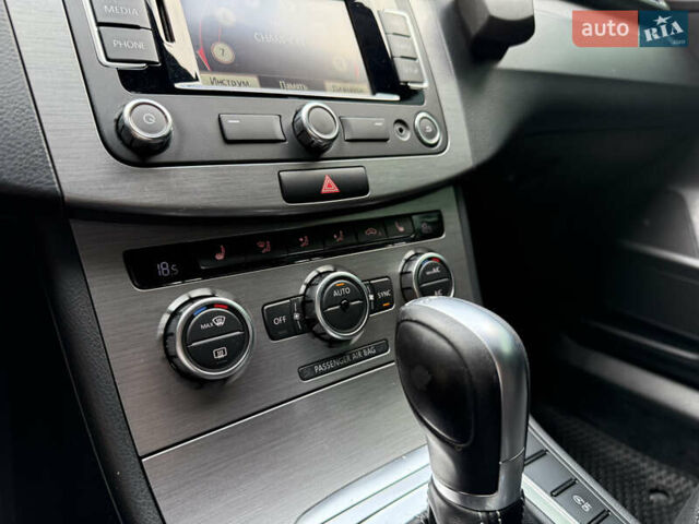 Черный Фольксваген Пассат, объемом двигателя 2 л и пробегом 365 тыс. км за 11300 $, фото 26 на Automoto.ua