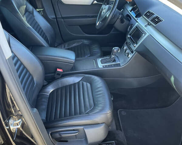 Черный Фольксваген Пассат, объемом двигателя 1.97 л и пробегом 204 тыс. км за 16000 $, фото 13 на Automoto.ua