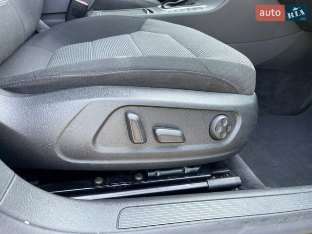 Черный Фольксваген Пассат, объемом двигателя 1.4 л и пробегом 260 тыс. км за 10900 $, фото 29 на Automoto.ua