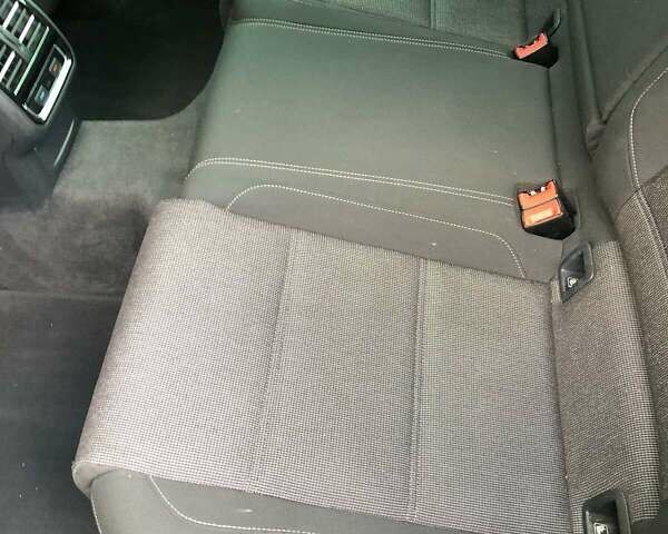 Черный Фольксваген Пассат, объемом двигателя 1.6 л и пробегом 235 тыс. км за 14800 $, фото 25 на Automoto.ua