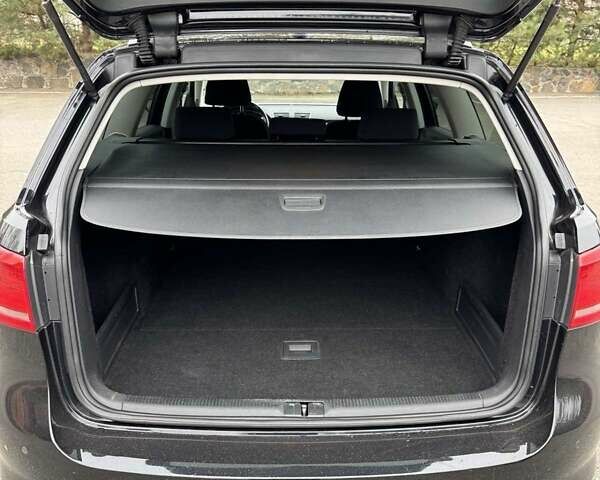 Чорний Фольксваген Пассат, об'ємом двигуна 2 л та пробігом 202 тис. км за 11800 $, фото 22 на Automoto.ua