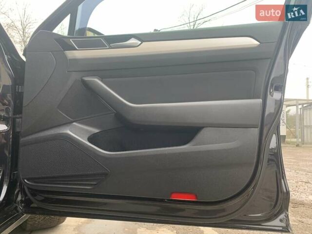 Чорний Фольксваген Пассат, об'ємом двигуна 2 л та пробігом 175 тис. км за 14950 $, фото 35 на Automoto.ua