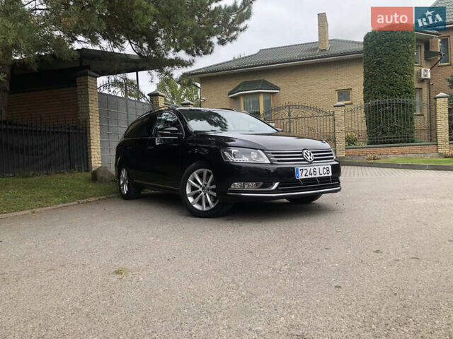 Чорний Фольксваген Пассат, об'ємом двигуна 2 л та пробігом 223 тис. км за 13990 $, фото 43 на Automoto.ua