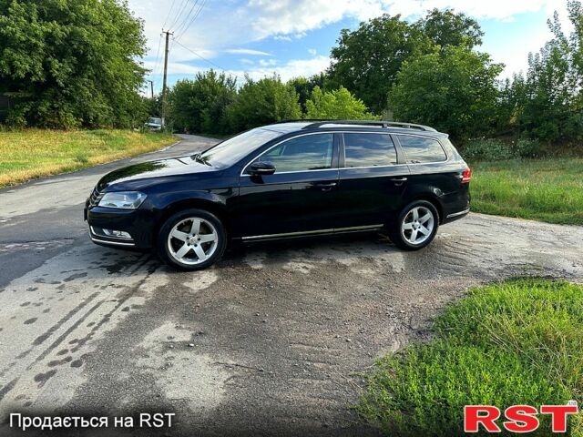 Черный Фольксваген Пассат, объемом двигателя 2 л и пробегом 300 тыс. км за 11000 $, фото 3 на Automoto.ua