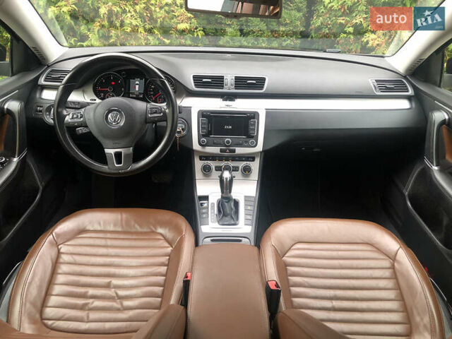 Чорний Фольксваген Пассат, об'ємом двигуна 2 л та пробігом 223 тис. км за 13990 $, фото 76 на Automoto.ua