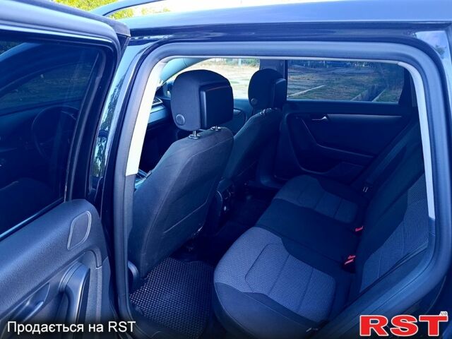 Черный Фольксваген Пассат, объемом двигателя 1.6 л и пробегом 270 тыс. км за 9700 $, фото 8 на Automoto.ua