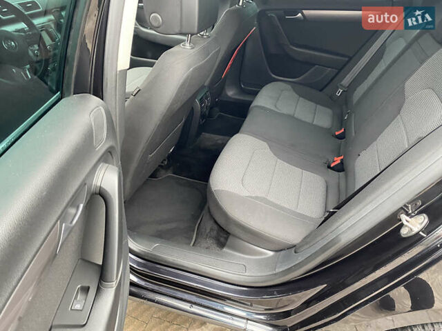 Черный Фольксваген Пассат, объемом двигателя 2 л и пробегом 232 тыс. км за 11500 $, фото 67 на Automoto.ua