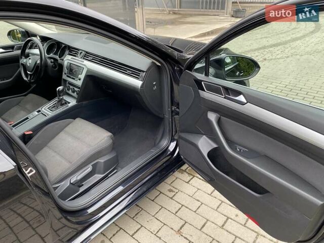 Черный Фольксваген Пассат, объемом двигателя 2 л и пробегом 270 тыс. км за 14600 $, фото 37 на Automoto.ua