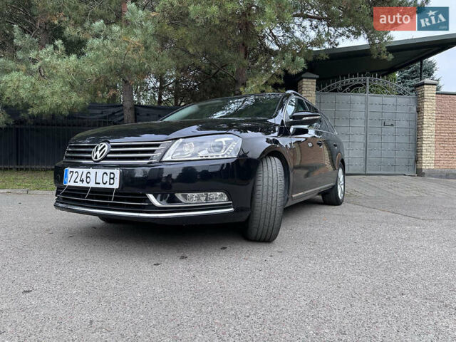 Чорний Фольксваген Пассат, об'ємом двигуна 2 л та пробігом 223 тис. км за 13990 $, фото 28 на Automoto.ua