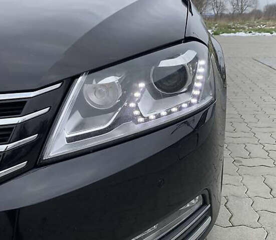 Чорний Фольксваген Пассат, об'ємом двигуна 2 л та пробігом 217 тис. км за 14000 $, фото 9 на Automoto.ua