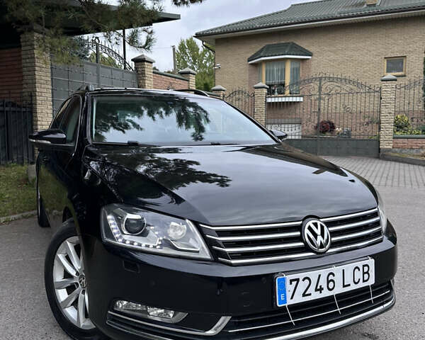 Чорний Фольксваген Пассат, об'ємом двигуна 2 л та пробігом 223 тис. км за 13990 $, фото 1 на Automoto.ua