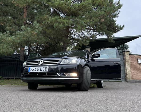 Чорний Фольксваген Пассат, об'ємом двигуна 2 л та пробігом 223 тис. км за 13990 $, фото 20 на Automoto.ua