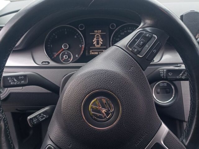 Черный Фольксваген Пассат, объемом двигателя 2 л и пробегом 236 тыс. км за 10700 $, фото 8 на Automoto.ua