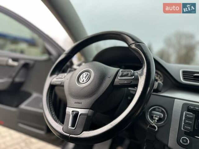 Чорний Фольксваген Пассат, об'ємом двигуна 1.97 л та пробігом 268 тис. км за 9999 $, фото 54 на Automoto.ua