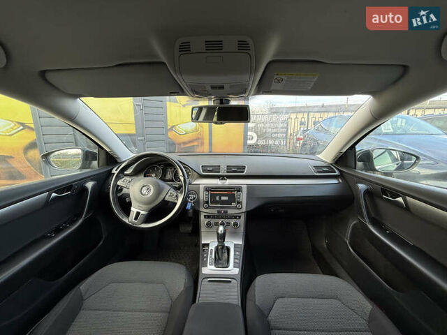Черный Фольксваген Пассат, объемом двигателя 1.6 л и пробегом 230 тыс. км за 11500 $, фото 4 на Automoto.ua