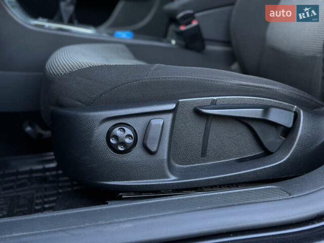 Чорний Фольксваген Пассат, об'ємом двигуна 1.97 л та пробігом 278 тис. км за 11300 $, фото 15 на Automoto.ua