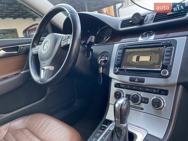 Черный Фольксваген Пассат, объемом двигателя 2 л и пробегом 275 тыс. км за 13599 $, фото 22 на Automoto.ua