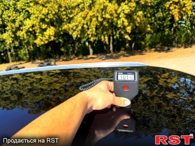 Черный Фольксваген Пассат, объемом двигателя 2 л и пробегом 323 тыс. км за 13600 $, фото 9 на Automoto.ua