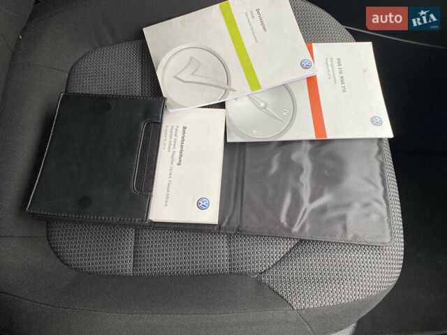 Черный Фольксваген Пассат, объемом двигателя 2 л и пробегом 232 тыс. км за 11500 $, фото 79 на Automoto.ua