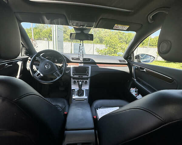 Чорний Фольксваген Пассат, об'ємом двигуна 2 л та пробігом 193 тис. км за 15299 $, фото 34 на Automoto.ua