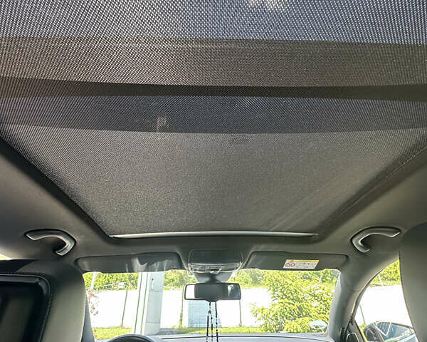 Чорний Фольксваген Пассат, об'ємом двигуна 2 л та пробігом 193 тис. км за 15299 $, фото 28 на Automoto.ua